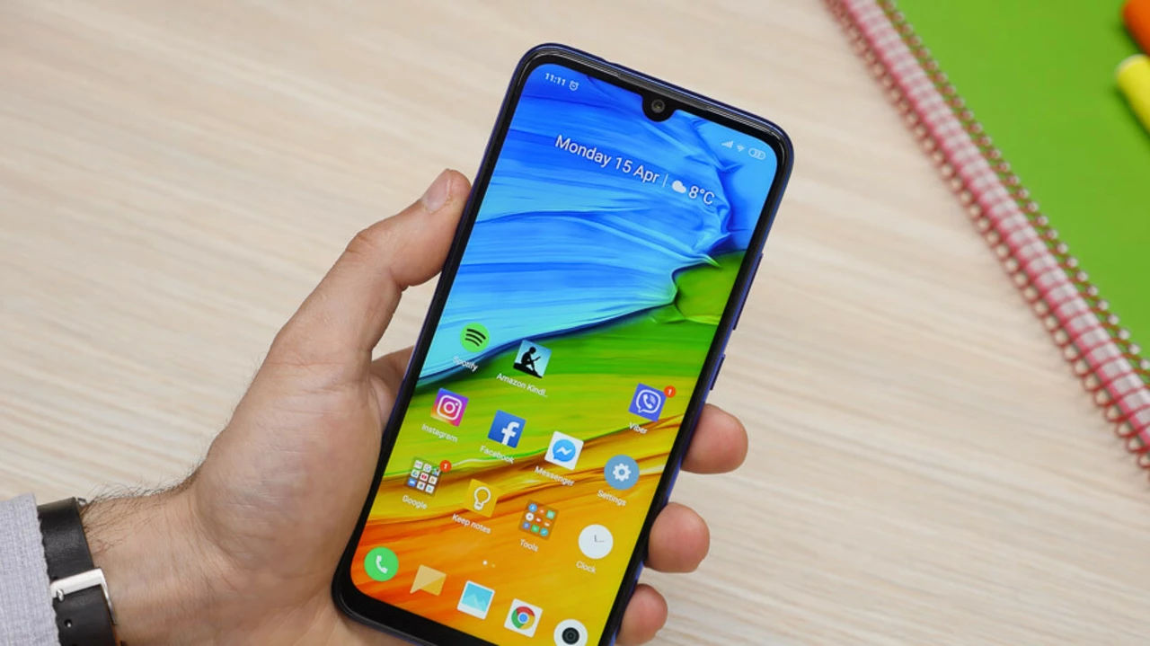 What are some pros and cons of Redmi Note 7?